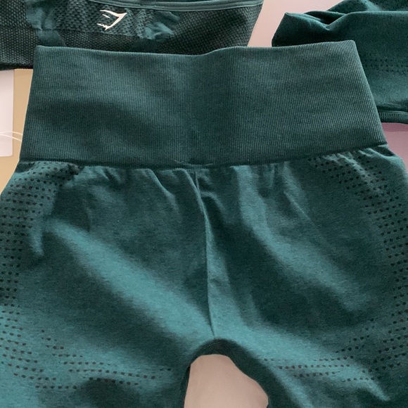 **SOLD**BNWT GYMSHARK VITAL SEAMLESS 2.0 SET LEGGINGS AND SPORTS BRA - Picture 6 of 6